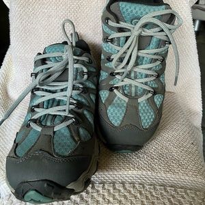 OBOZ HIKING shoes size 6